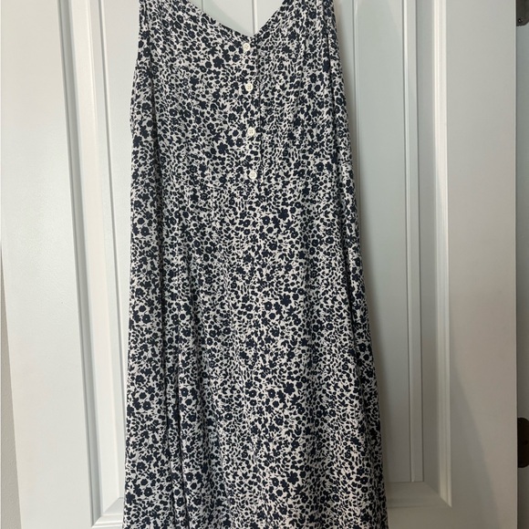 GAP Navy and White Floral Dress - Picture 1 of 4